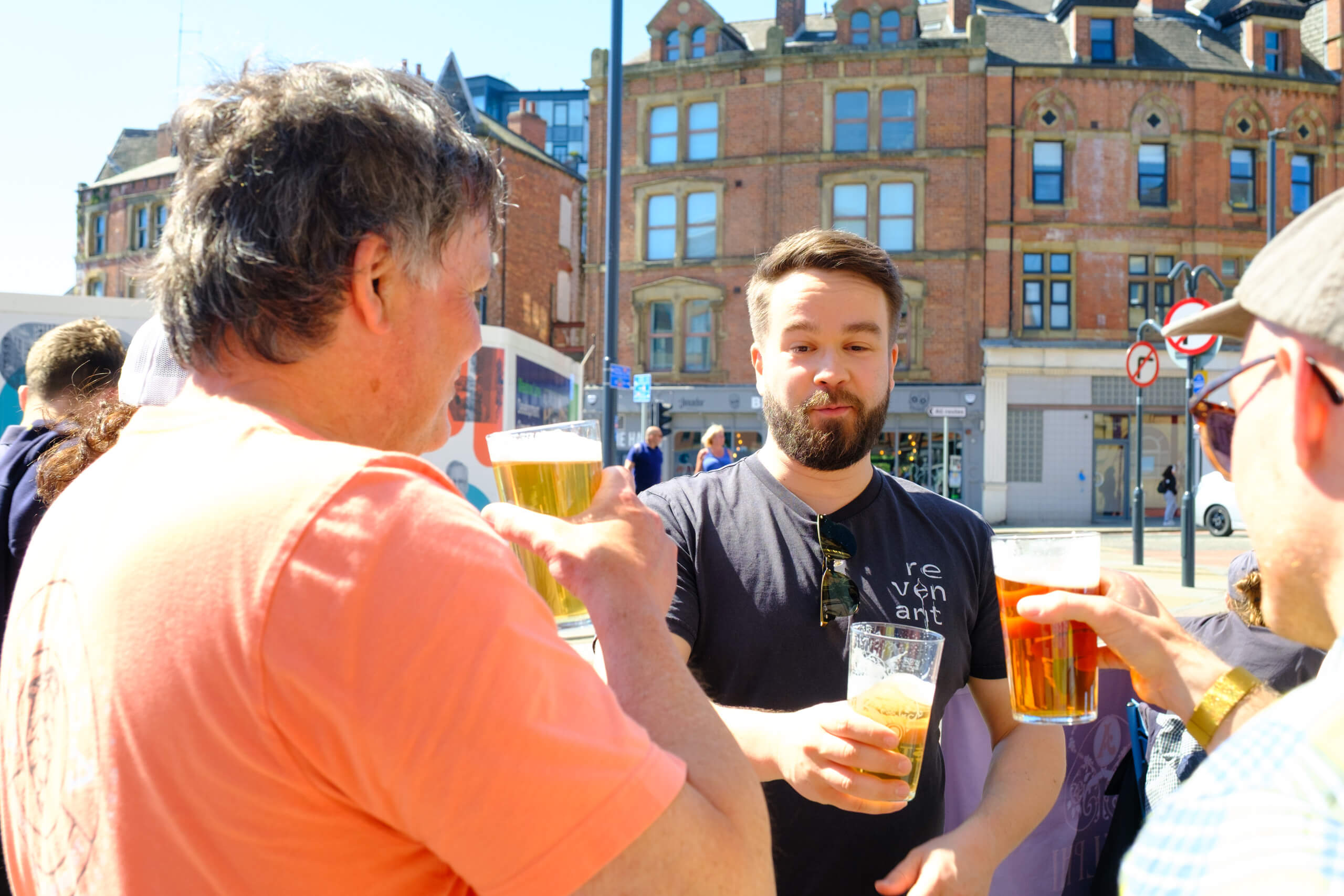 Petteri Sikanen (Revenant Brewing Project) shares a pint with Jim Solberg (Indie Hops) & Jethro Holman (Loughran Brewers Select) at Hop City Leeds
